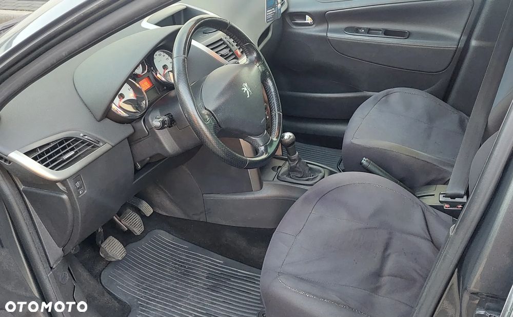 Peugeot 207 1.6 Premium - 15