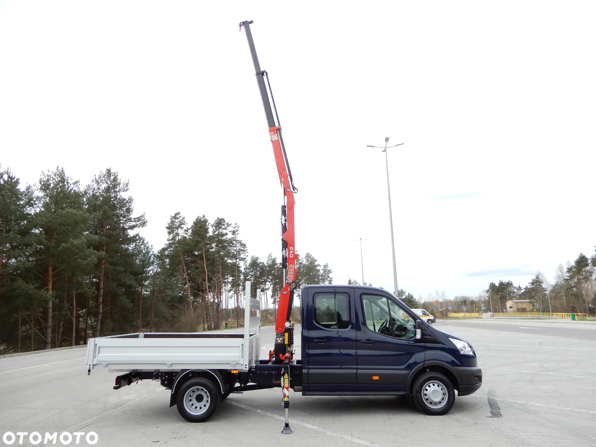 Ford Transit 2.0 EcoBlue 170 KM Wersja TREND Doka Brygadowy Dubel Podwójna Kabina Bliźniak HDS FASSI F40B.0.22 Udźwig 995 Kg Zasięg 6.30 Cm 7-Mio Os.+2120 Kg Ładowność Serwis Do Końca 60 Tys Przeb Stan Jak Nowy - 3