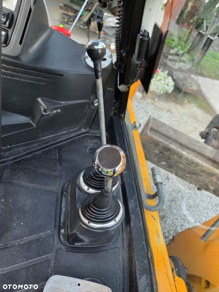 JCB 3CX - 21