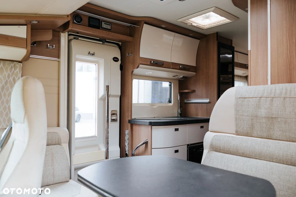 Carthago MALIBU I 430 LE Automat Zimowy 5 miejsc - 35