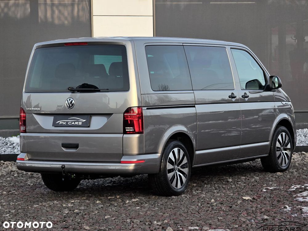 Volkswagen Multivan - 18