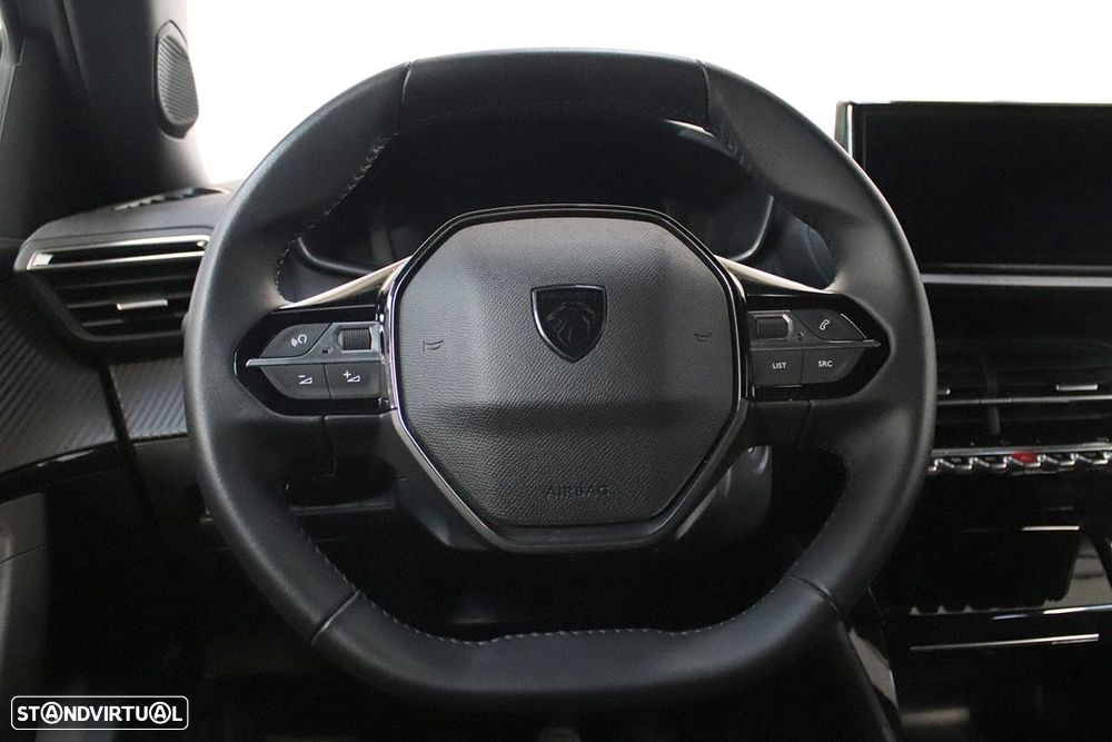 Peugeot 2008 1.2 PureTech Allure - 14