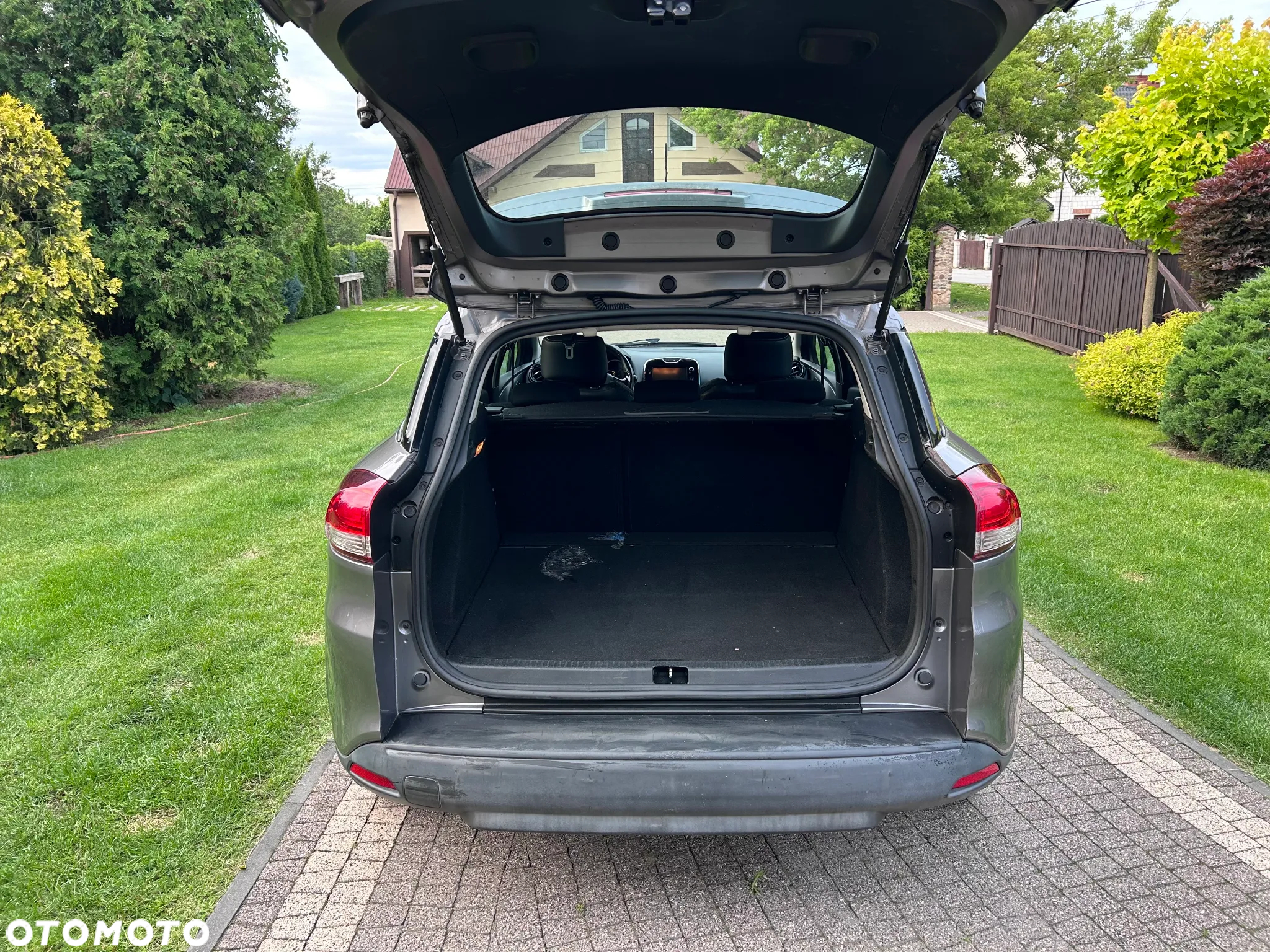 Renault Clio - 11