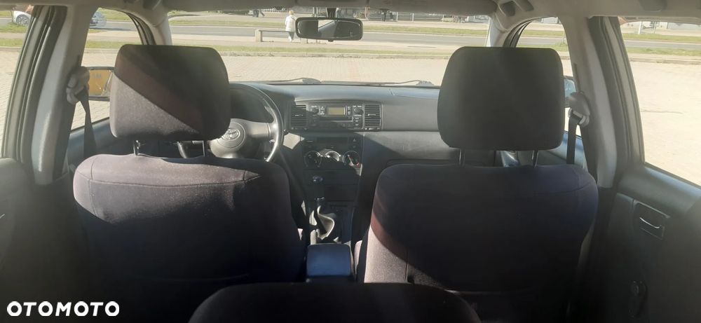 Toyota Corolla 1.4 D-4D Terra Polaris - 9