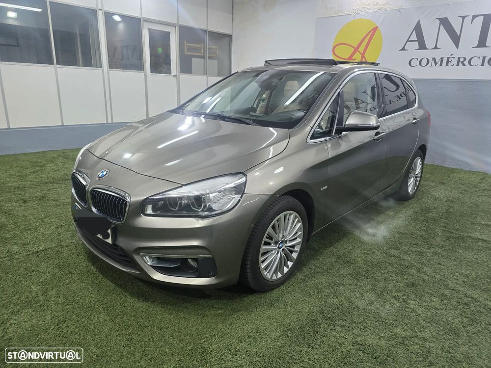 BMW 220 Active Tourer i Aut. Luxury Line - 1