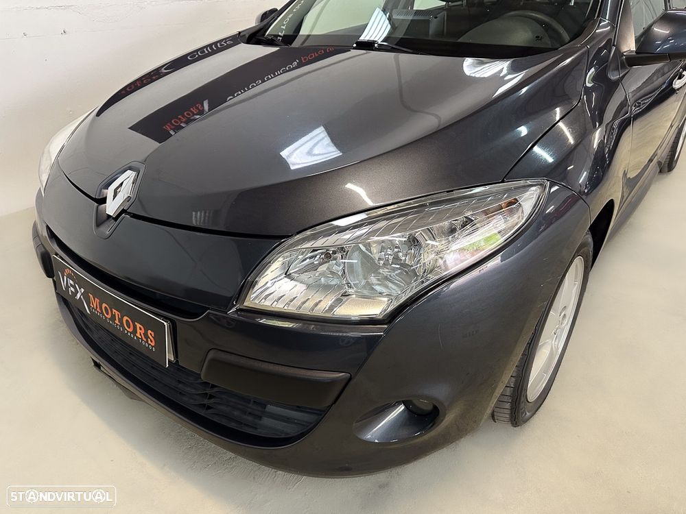 Renault Mégane Sport Tourer 1.5 dCi Dynamique - 12