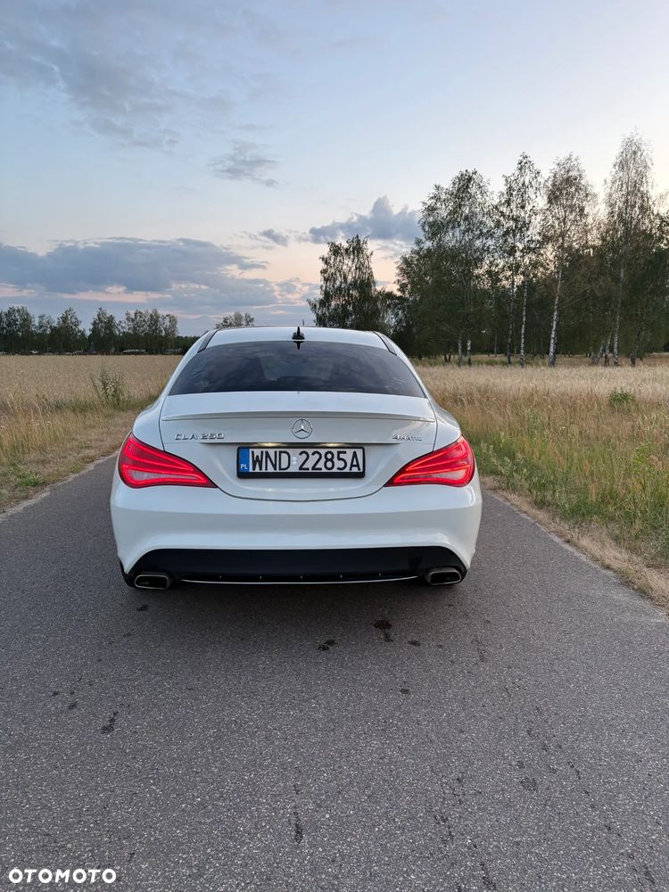 Mercedes-Benz CLA 250 7G-DCT - 6