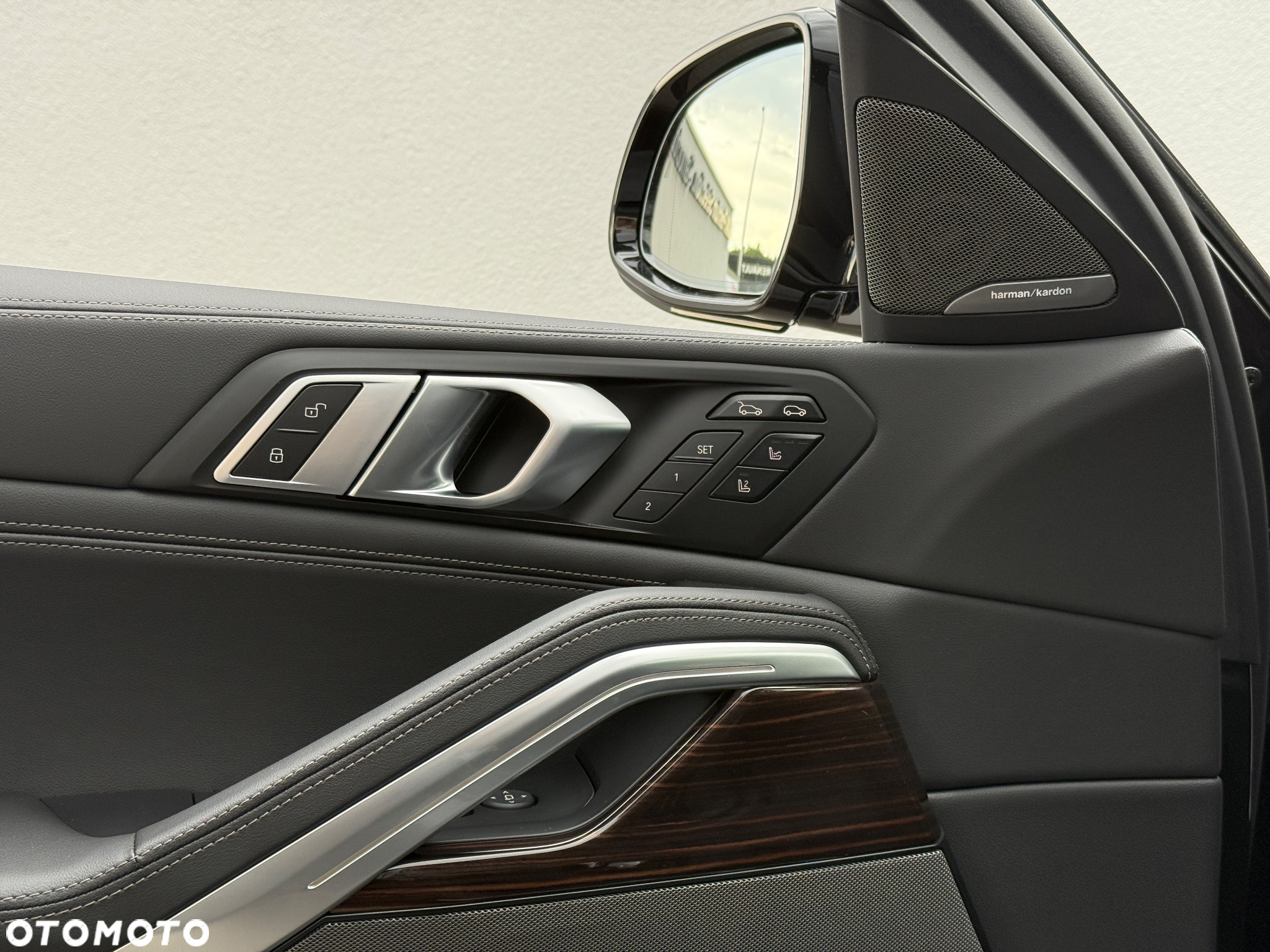 BMW X6 - 32
