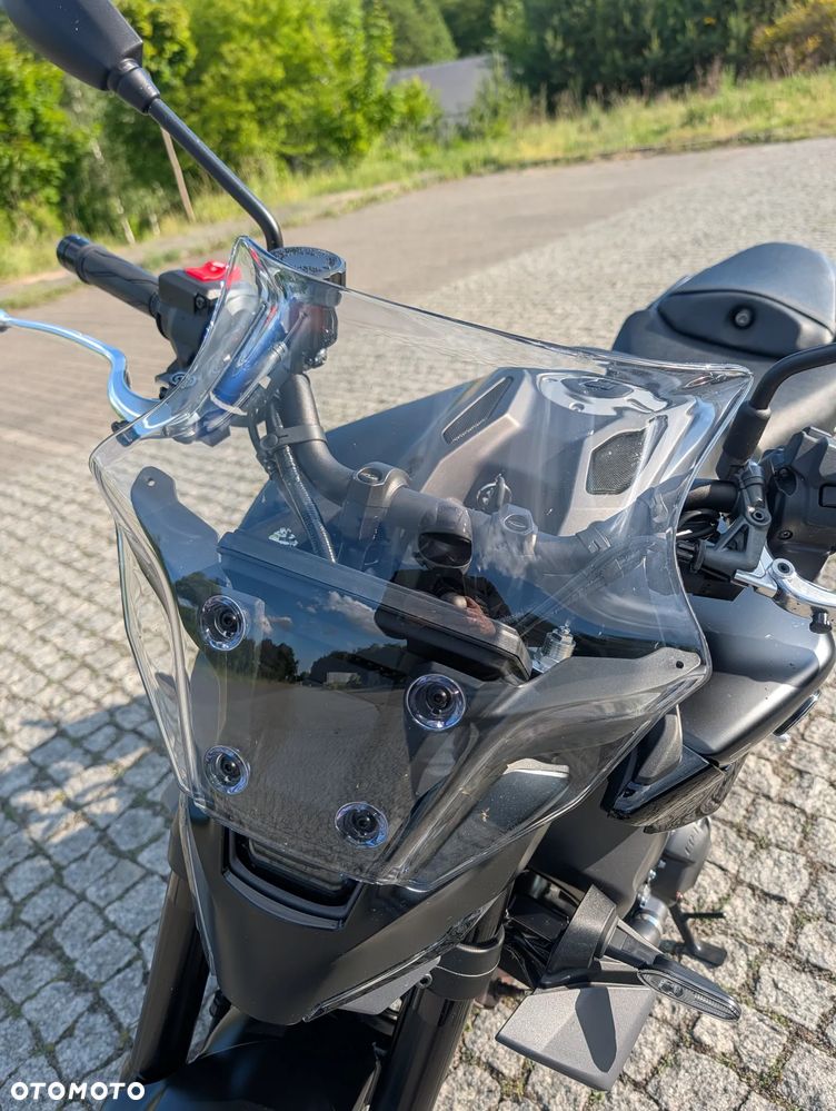 Yamaha MT - 7