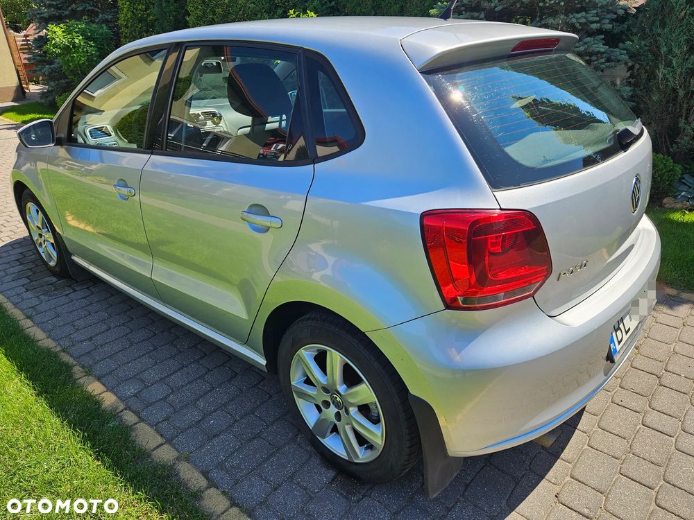 Volkswagen Polo 1.4 16V Trendline - 4