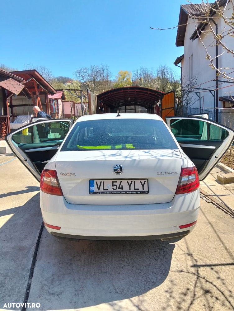 Skoda Octavia - 14