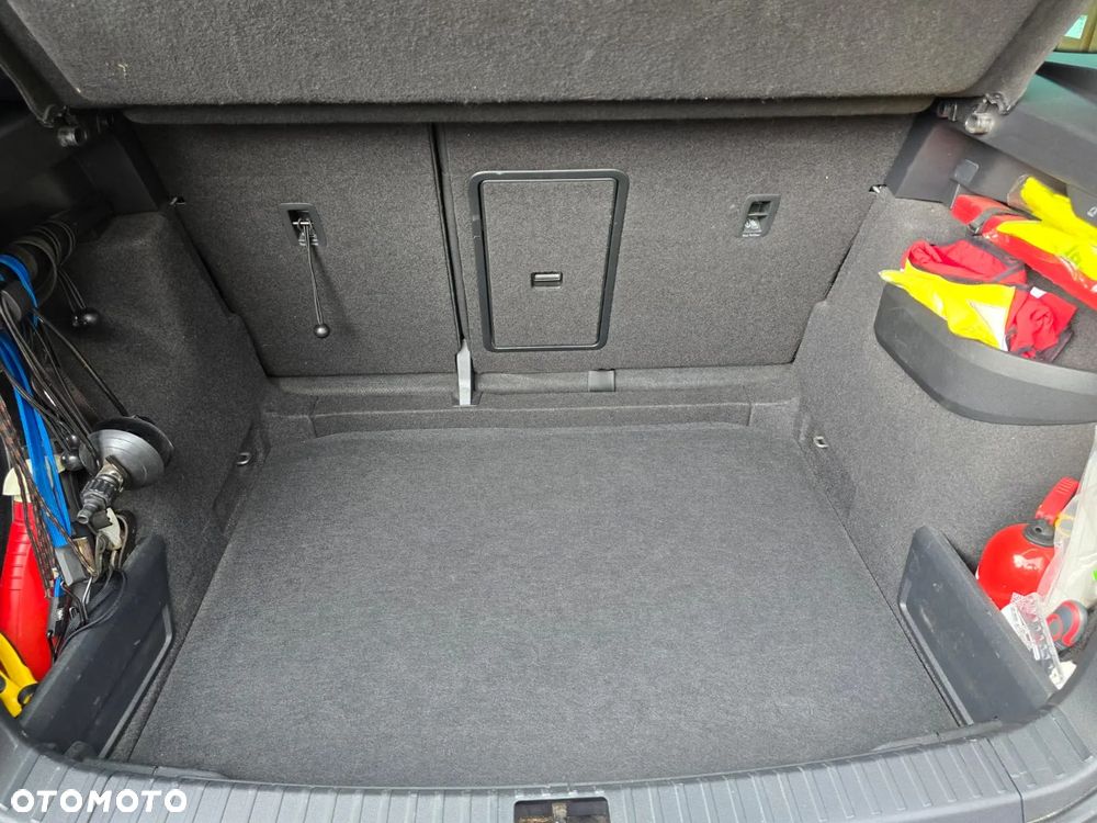 Skoda Karoq 1.6 TDI SCR 4x2 Ambition DSG - 14