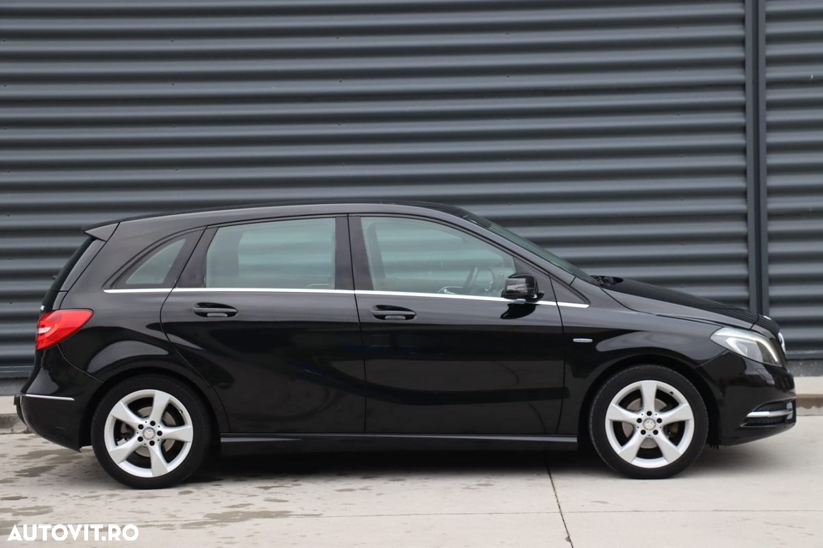 Mercedes-Benz B 180 CDI BlueEFFICIENCY - 11