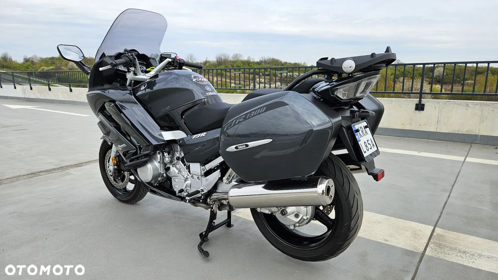 Yamaha FJR - 1