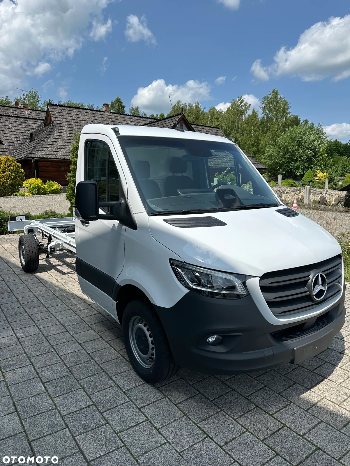 Mercedes-Benz Sprinter - 4