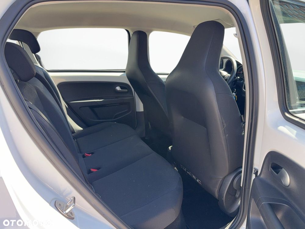 Volkswagen up! 1.0 move - 29