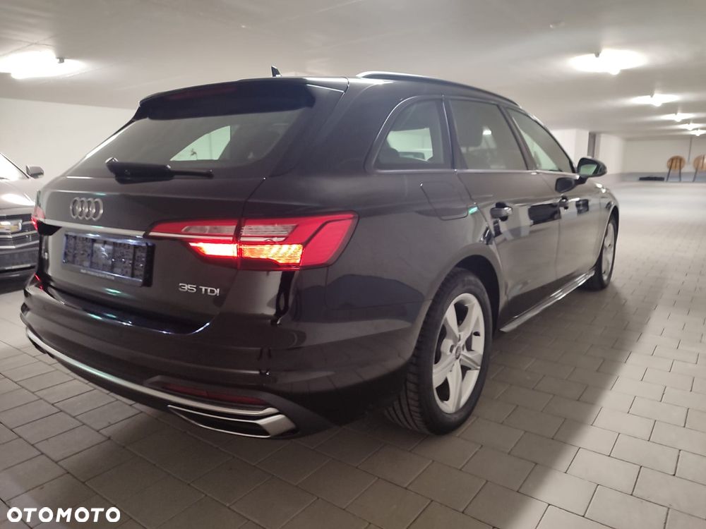 Audi A4 Avant 2.0 TDI S tronic - 4