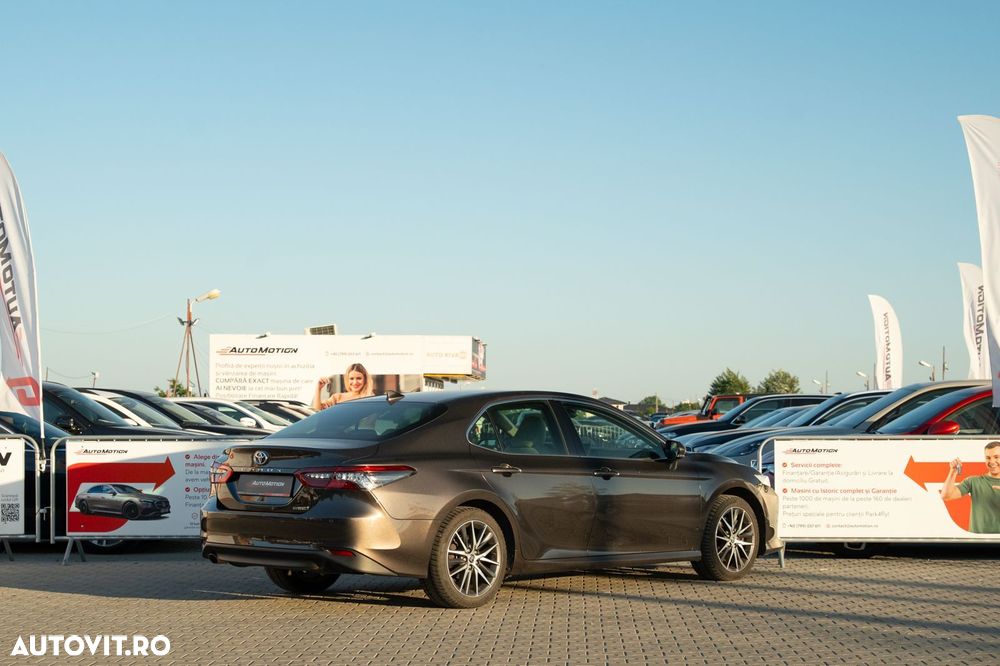 Toyota Camry 2.5 Dynamic - 4