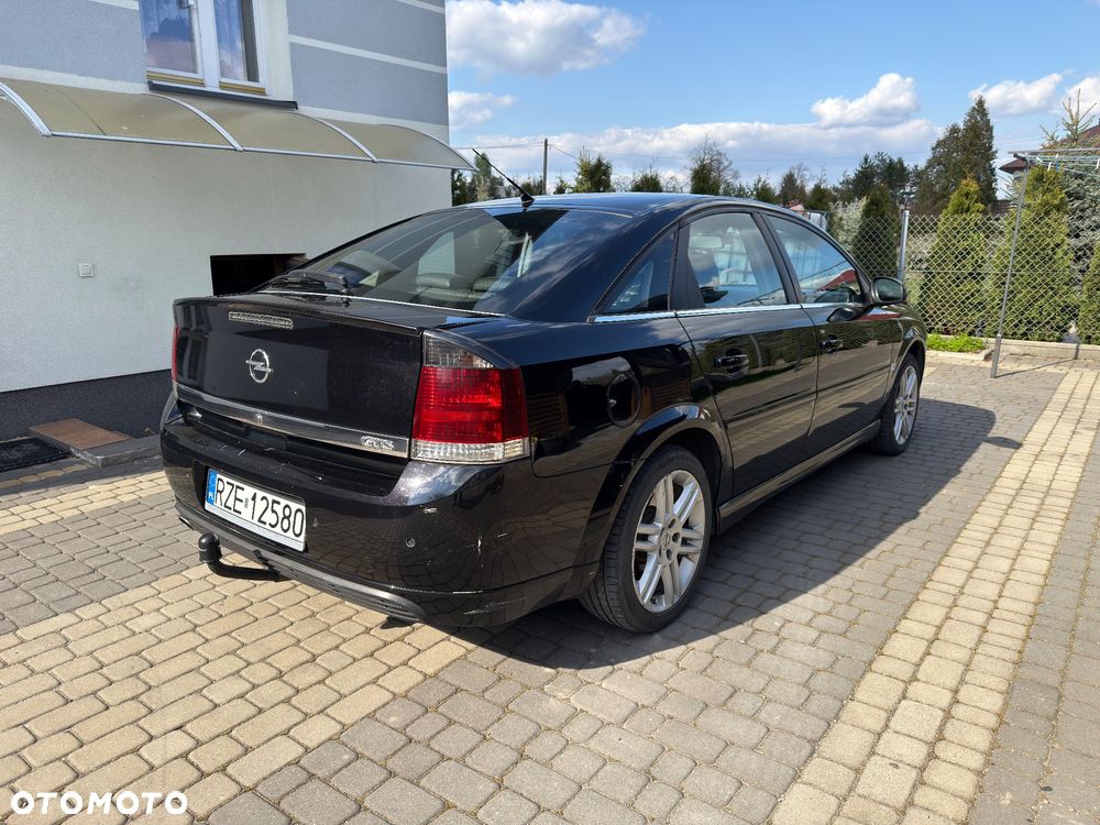 Opel Vectra 1.9 CDTI Cosmo - 4
