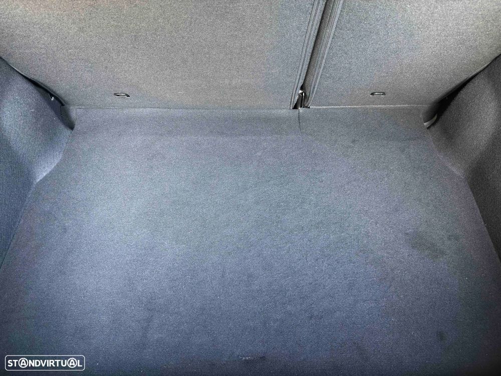 Peugeot 208 1.6 BlueHDi Style - 28