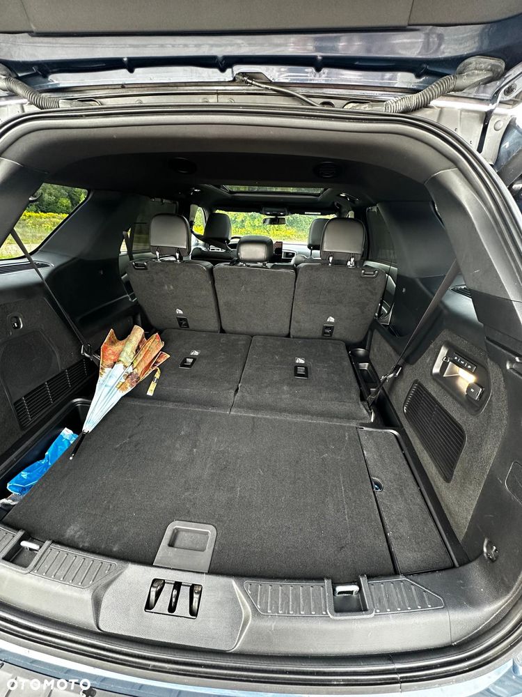 Ford Explorer - 27