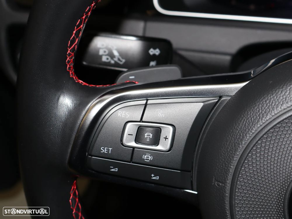 VW Golf 2.0 TSI GTI DSG Performance - 28