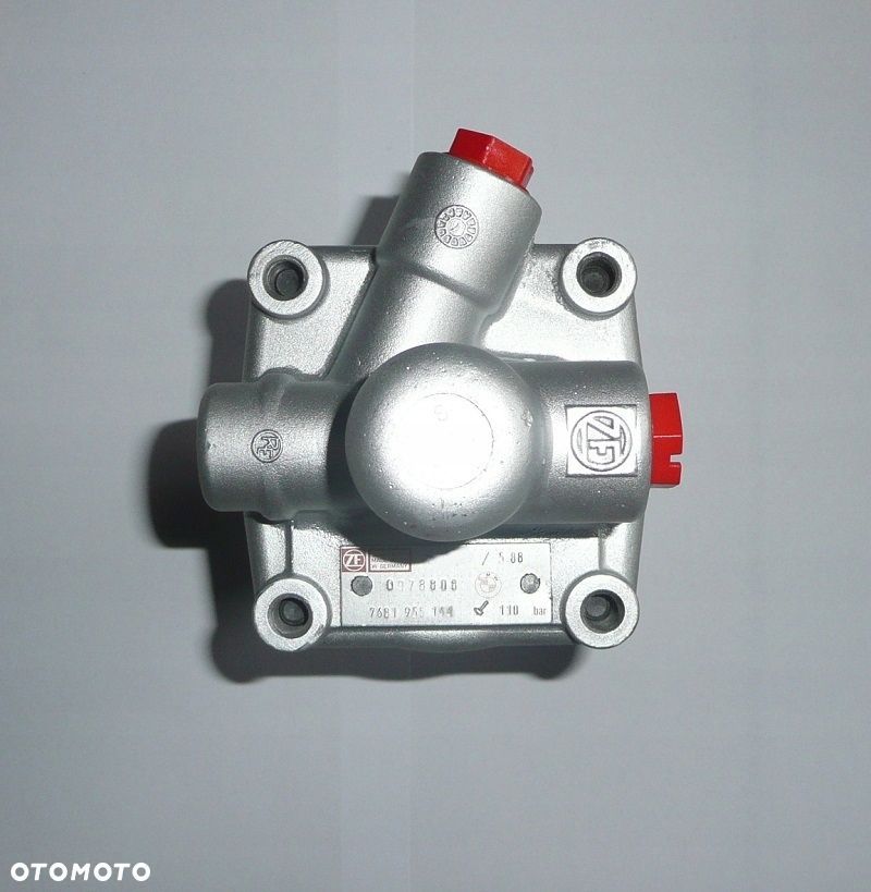 POMPA WSPOMAGANIA BMW 3 E28 E30 318 320 325i 324d - 3