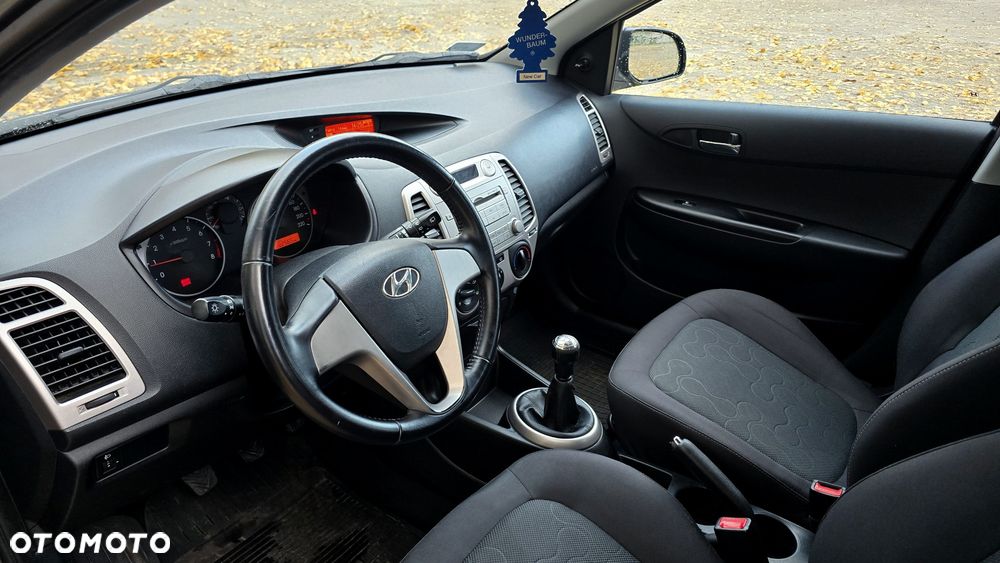 Hyundai i20 - 8