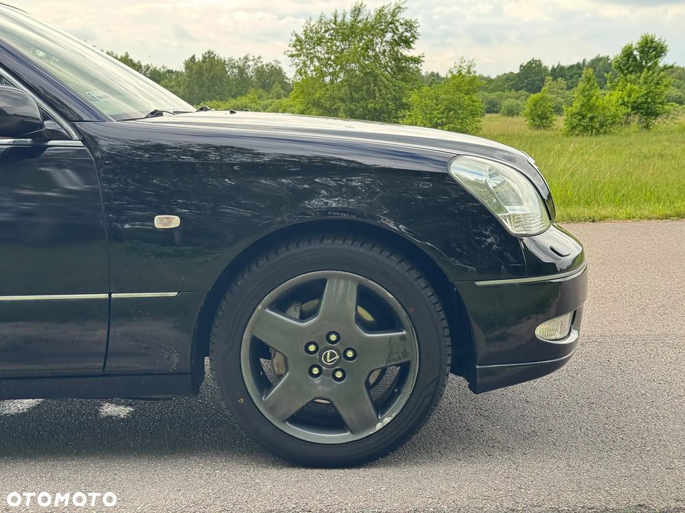 Lexus LS High Class - 23