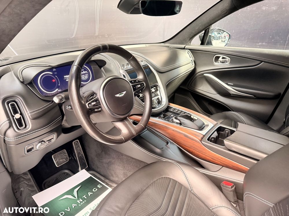 Aston Martin DBX Standard - 8