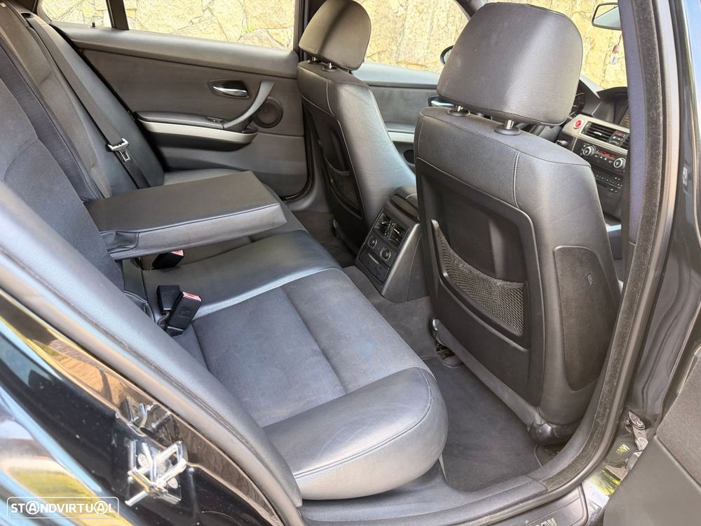 BMW 320 d DPF Edition Fleet Sport - 19