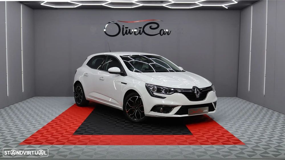 Renault Mégane 1.5 Blue dCi Limited EDC - 1