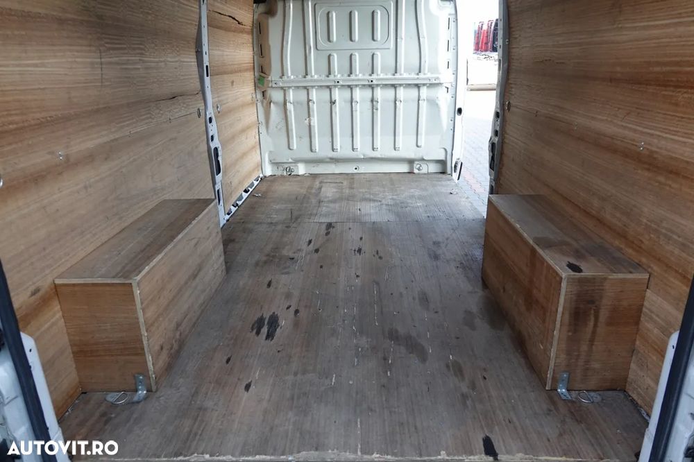 Iveco BOXER / 2.2 - 120 CP / L3H3 / AUTOUTILIZATOR DIN TABLĂ / 2022 / MANUAL / IMPORTAT - 18