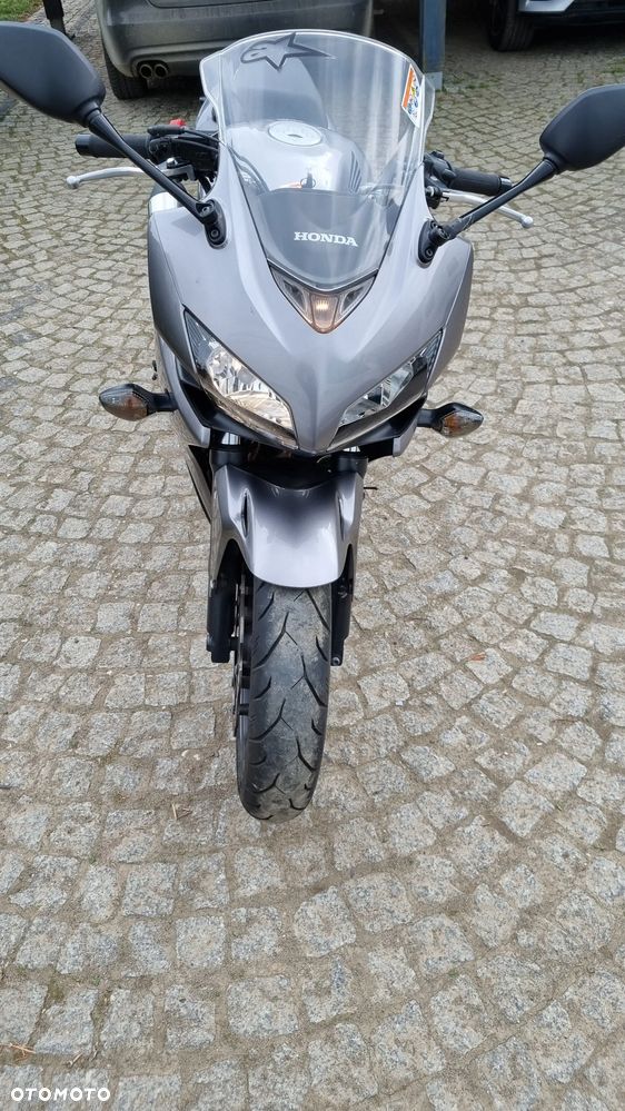 Honda CBR - 4