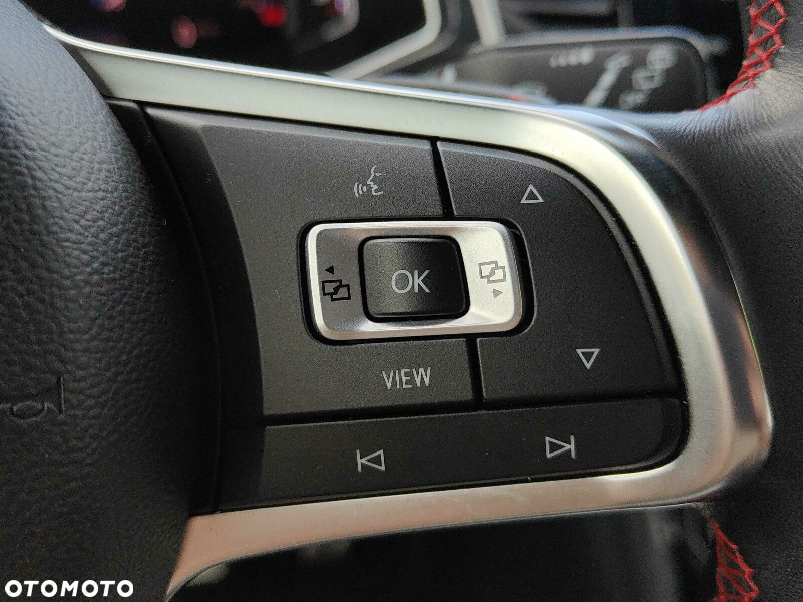 Volkswagen T-Roc 1.5 TSI ACT Premium DSG - 19