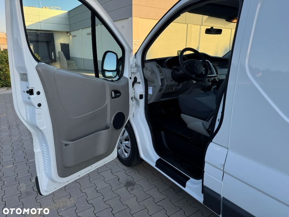 Renault Trafic - 29