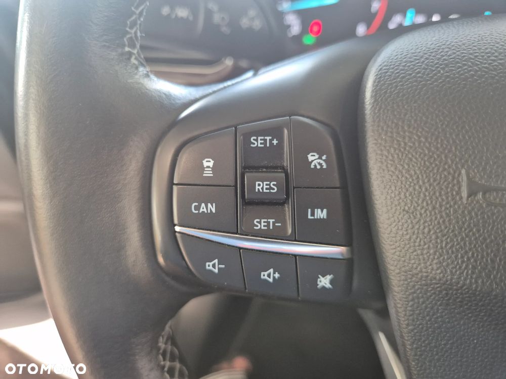 Ford Fiesta 1.0 EcoBoost S&S VIGNALE - 11