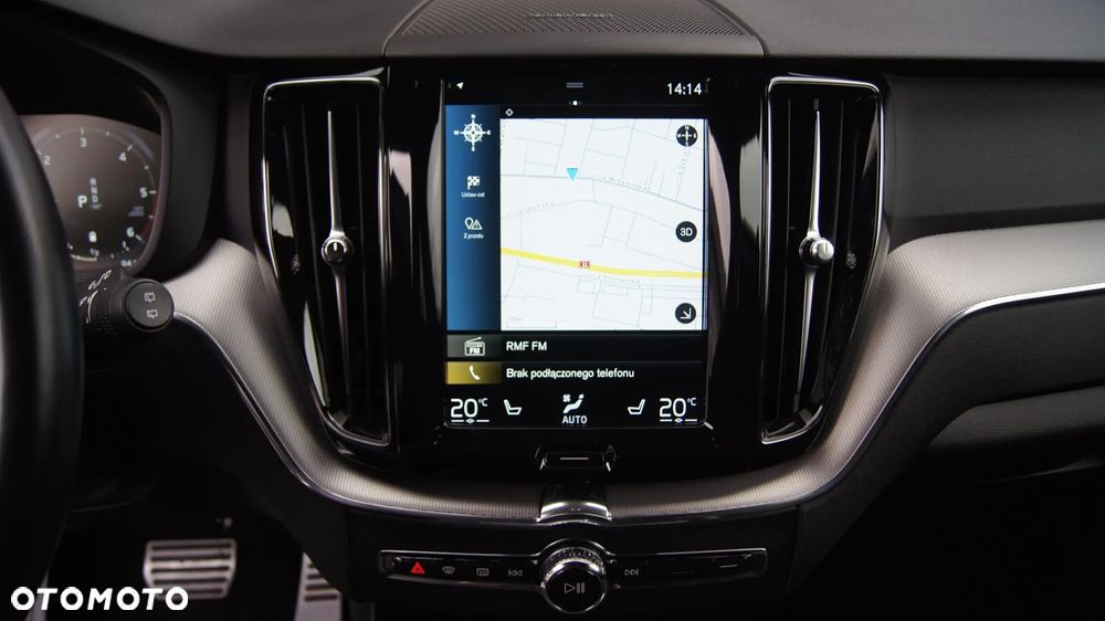 Volvo XC 60 D4 AWD R-Design - 23