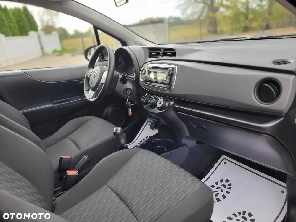 Toyota Yaris 1.0 VVT-i Style - 10
