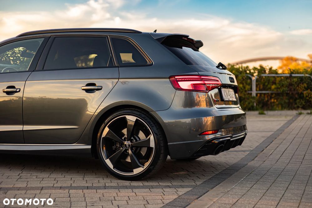 Audi RS3 Sportback TFSI quattro S tronic - 10