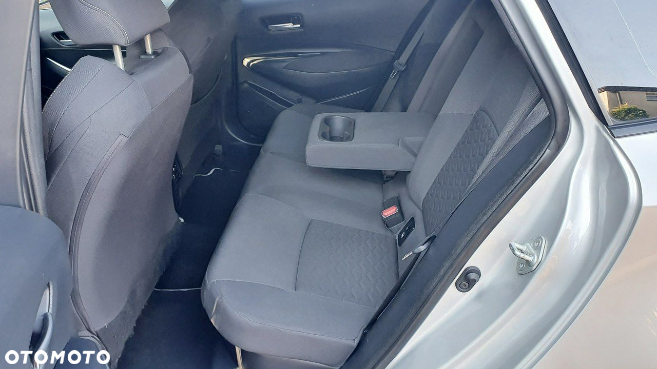 Toyota Corolla 1.8 Hybrid Comfort - 18