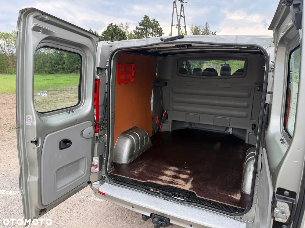 Renault TRAFIC*L2H1*2012*Klimatronik*6osób*bardzo zadbane auto - 16