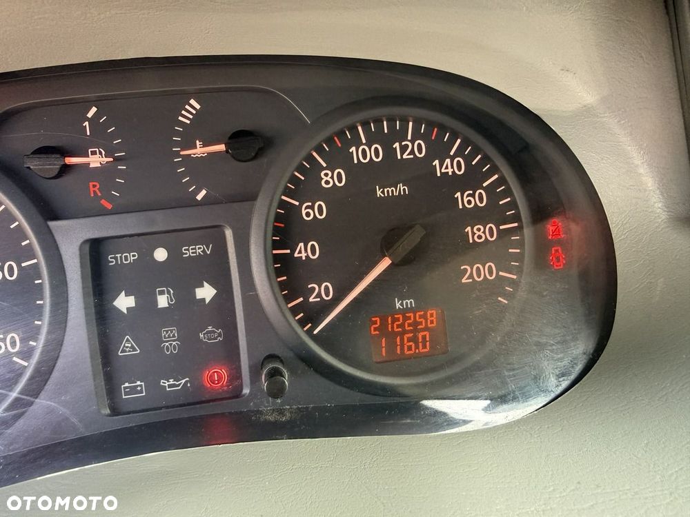 Renault Trafic - 13