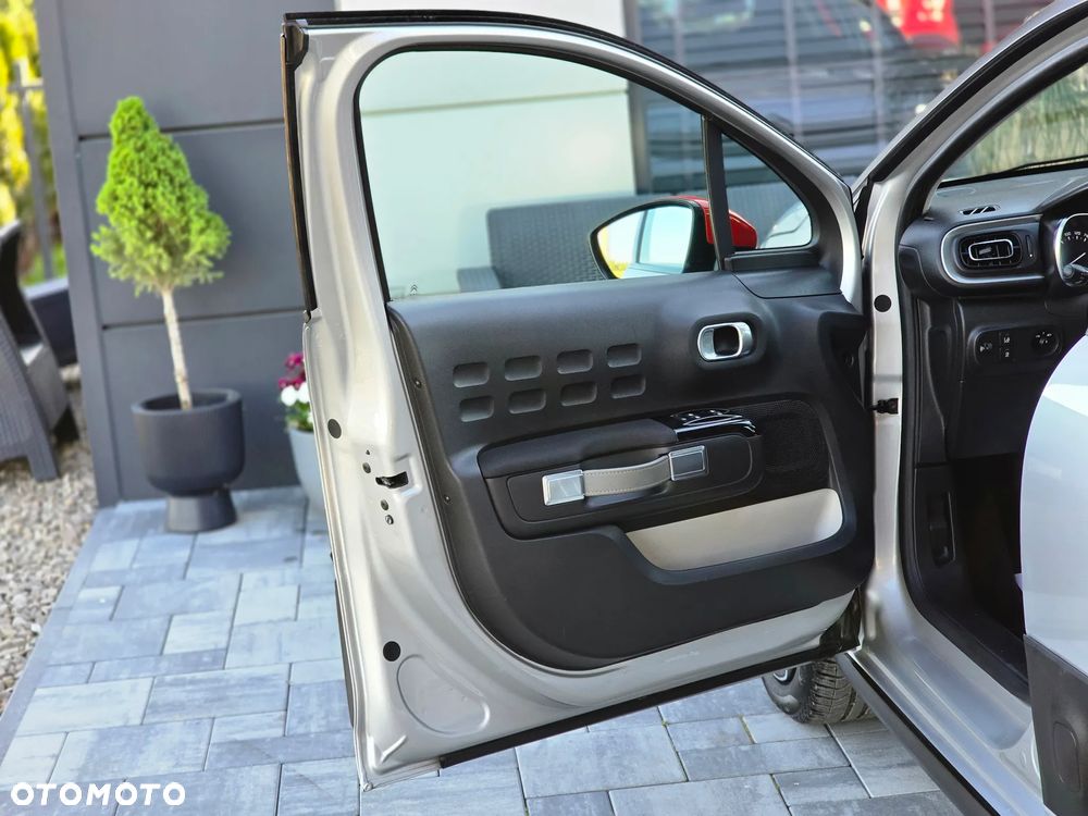 Citroën C3 Pure Tech (VTi) 82 Exclusive - 34