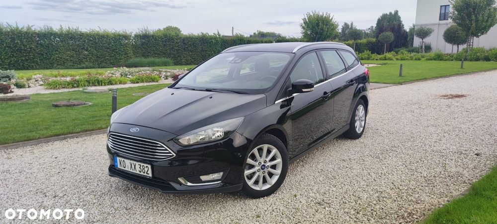 Ford Focus 1.5 EcoBoost Titanium ASS - 4