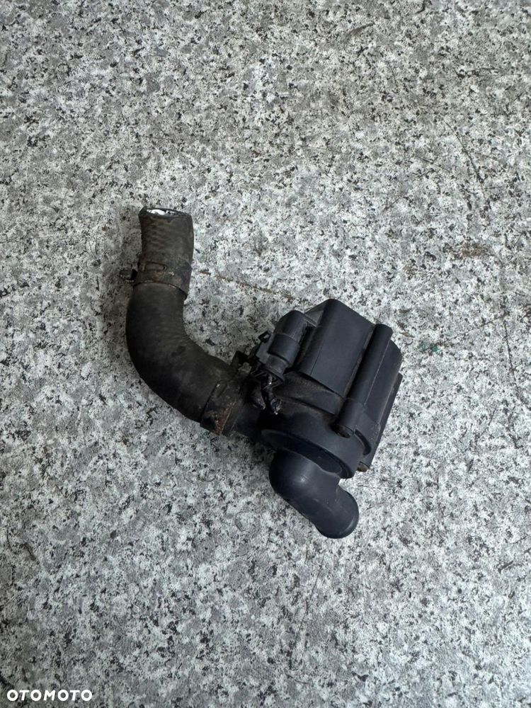 dodatkowa pompka obiegu wody mazda cx3 cx-3 2015-2022 1.5 d s550-15711 - 5