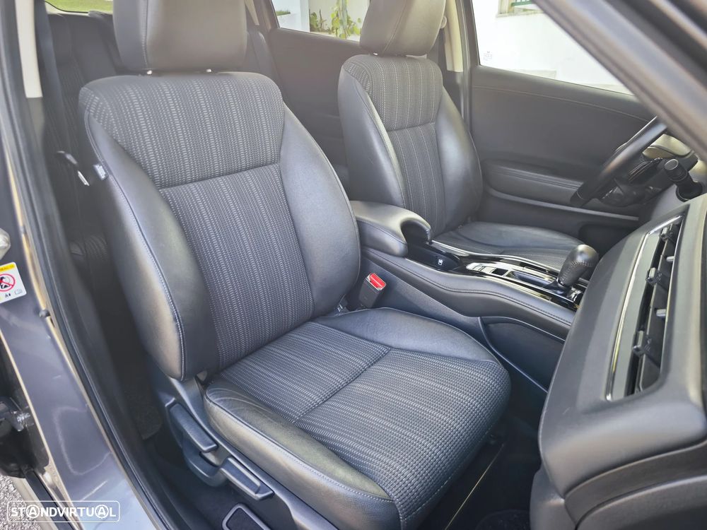 Honda HR-V 1.5 i-VTEC Executive CVT - 12