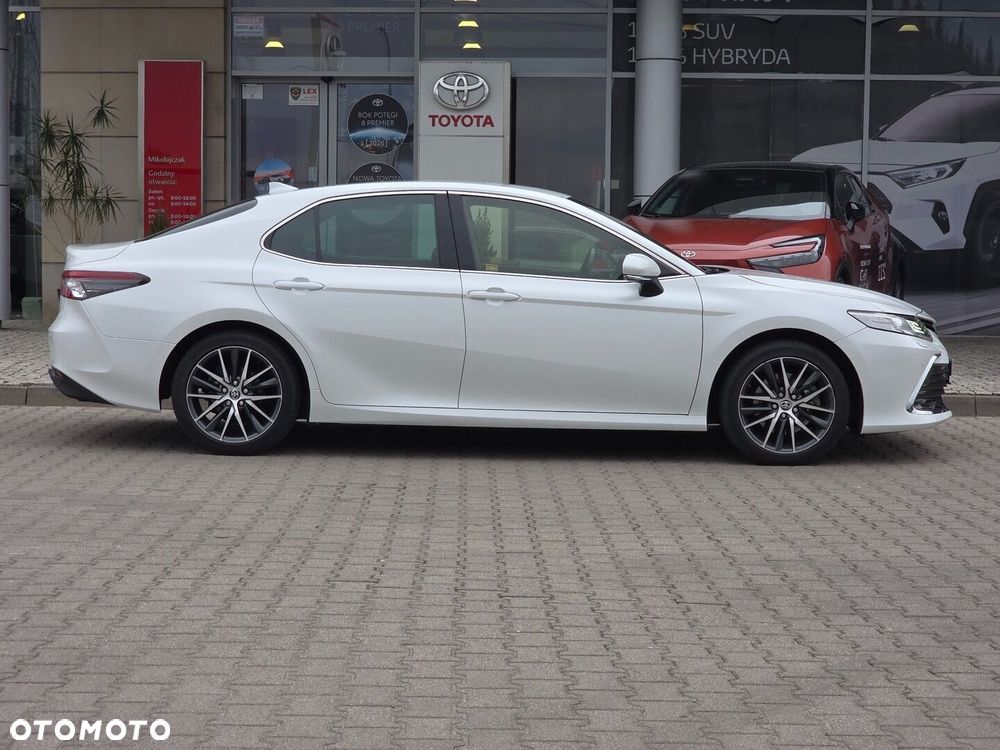 Toyota Camry 2.5 Hybrid Executive CVT - 7
