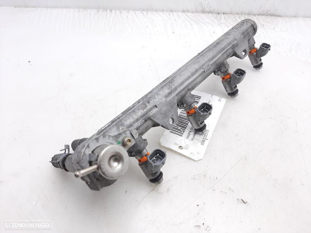 RAMPA INJETORA VOLKSWAGEN GOLF IV 2001 -036133319 - 2