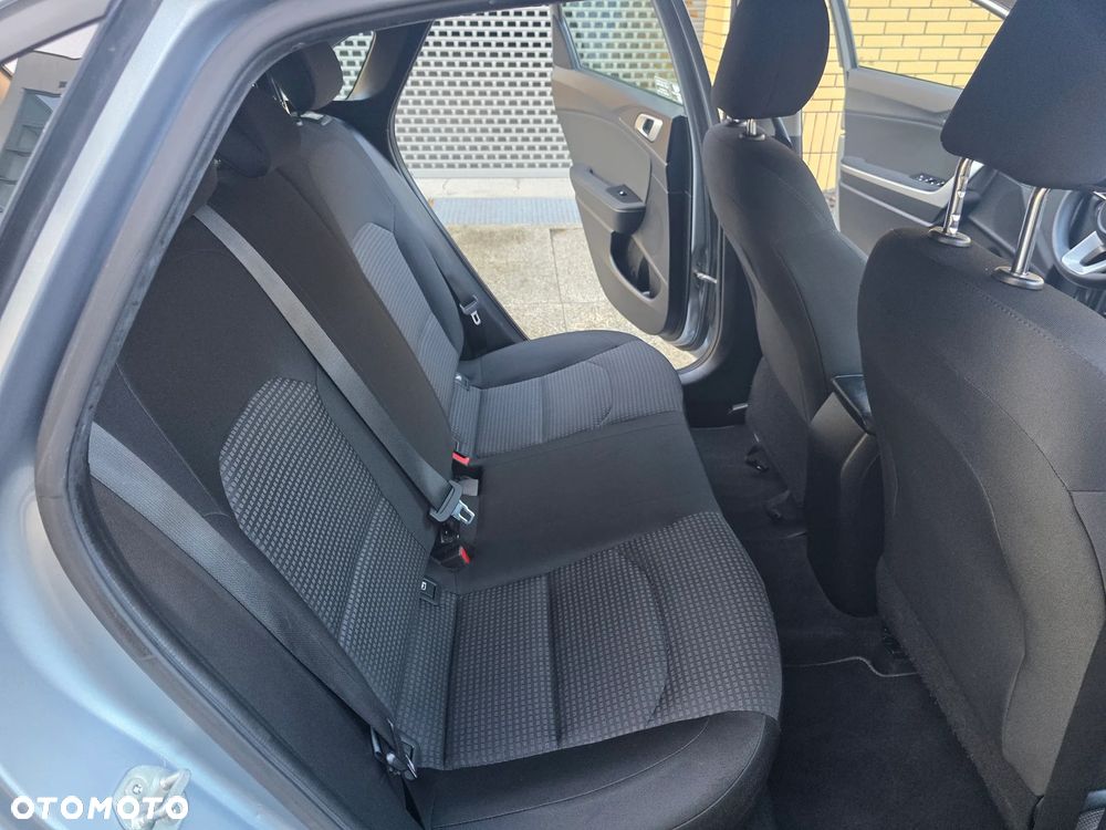 Kia Ceed 1.0 T-GDI M - 23